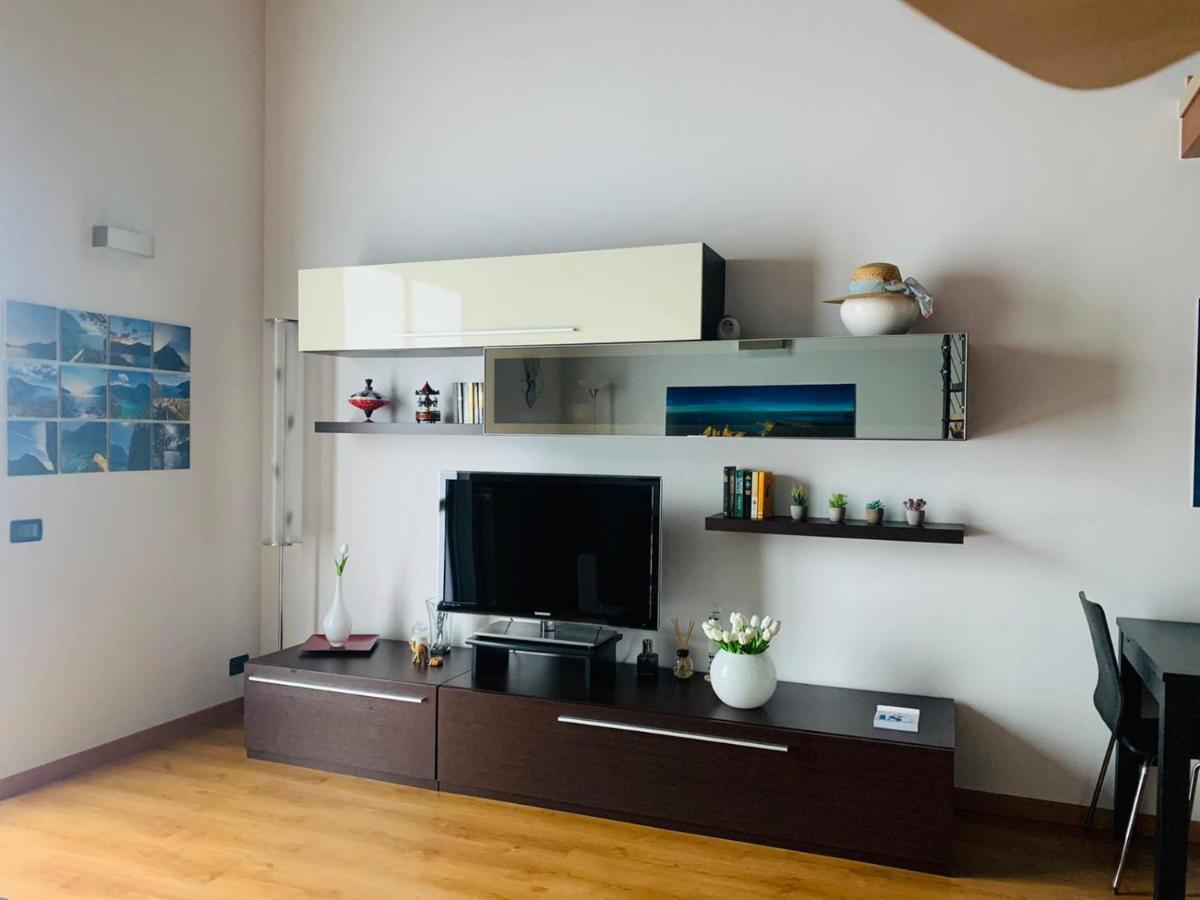 Iseolakerental - La Rocca Castro  المظهر الخارجي الصورة